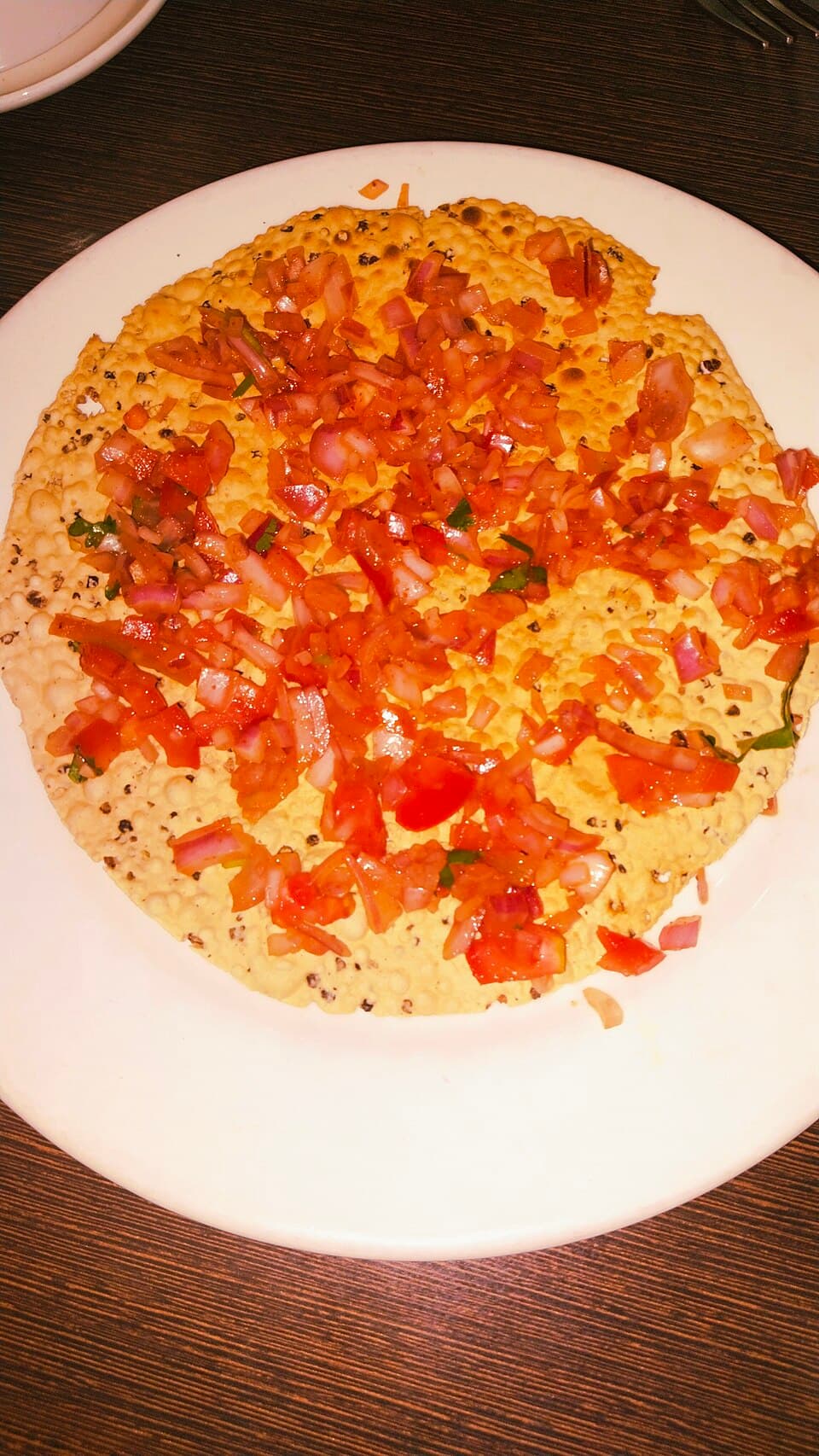 Cialda di lenticchie con una salsa (2 pz)