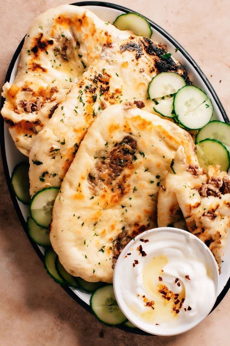 Naan alla carne macinata